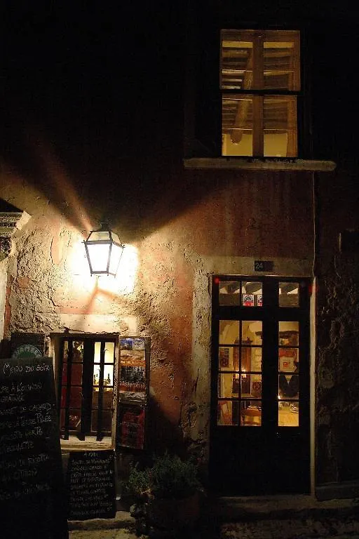 Belle De Nuit Bed and Breakfast Oppède Bed & Breakfast