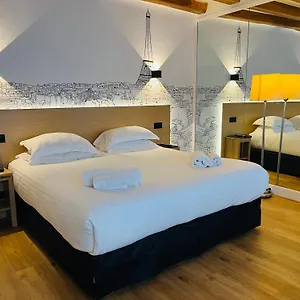 Aparthotel Résidence Du Lion D'or Louvre Parigi