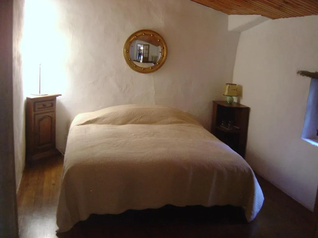 Nocleg ze śniadaniem Bed and Breakfast Belle De Nuit Oppède